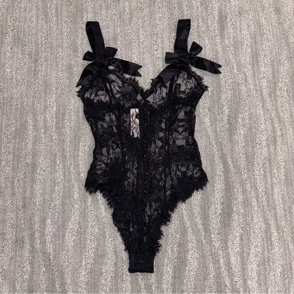 Victoria's Secret Other - VTG Victoria’s Secret Gold Label Black Lace Teddy Bows Buttons Sheer Women’s S